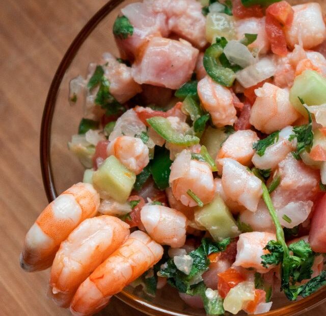 These Skillet Salsa Shrimp With Spinach and Feta Recipe Good For Weight Loss