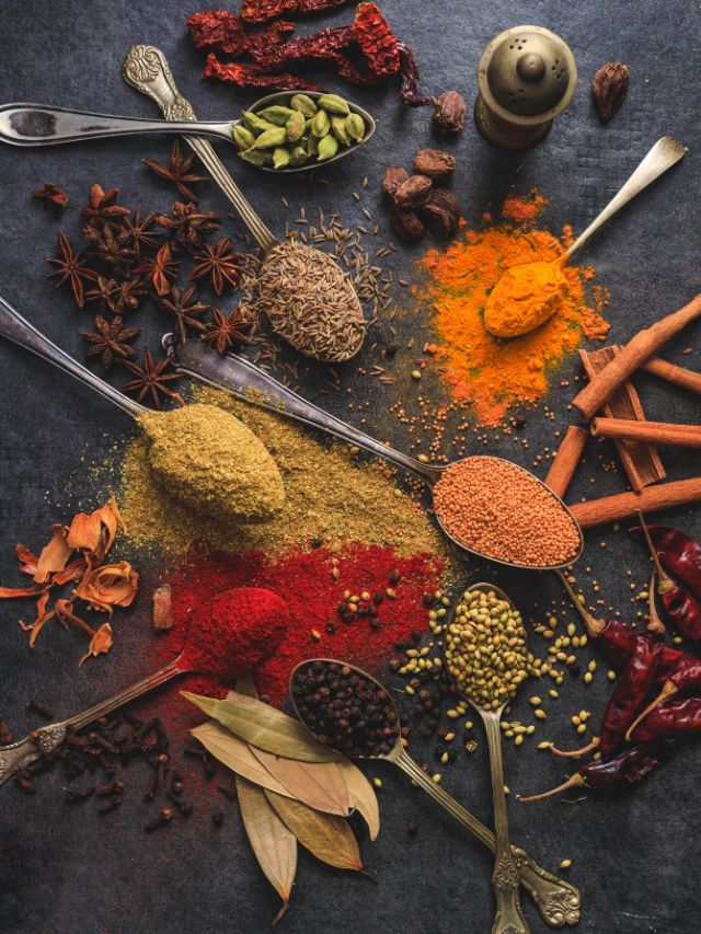 Which spices are beneficial for losing weight?