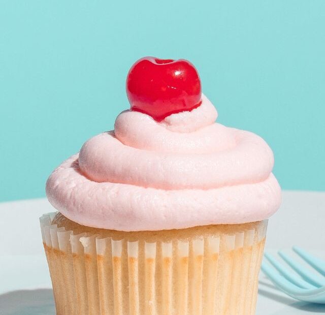 Pumpkin Spice Cupcakes with Cream Cheese Frosting Recipe